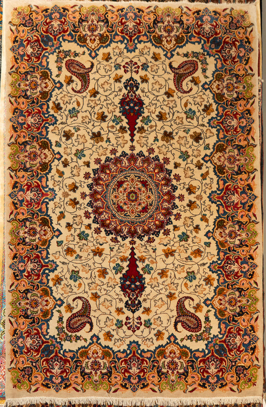 Classic Persian Floral Medallion Carpet HM