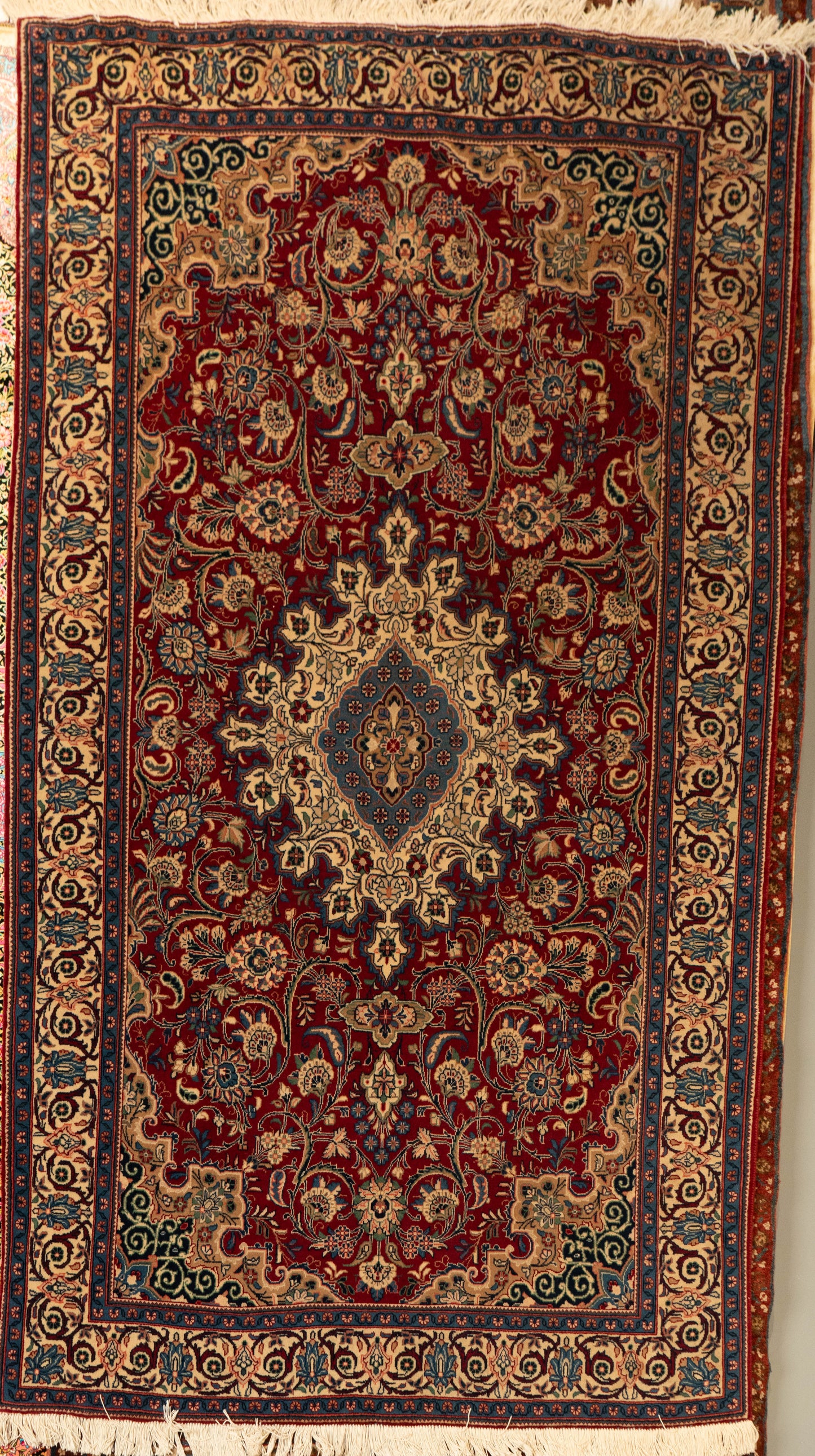 Classic Persian Floral Medallion Carpet HM